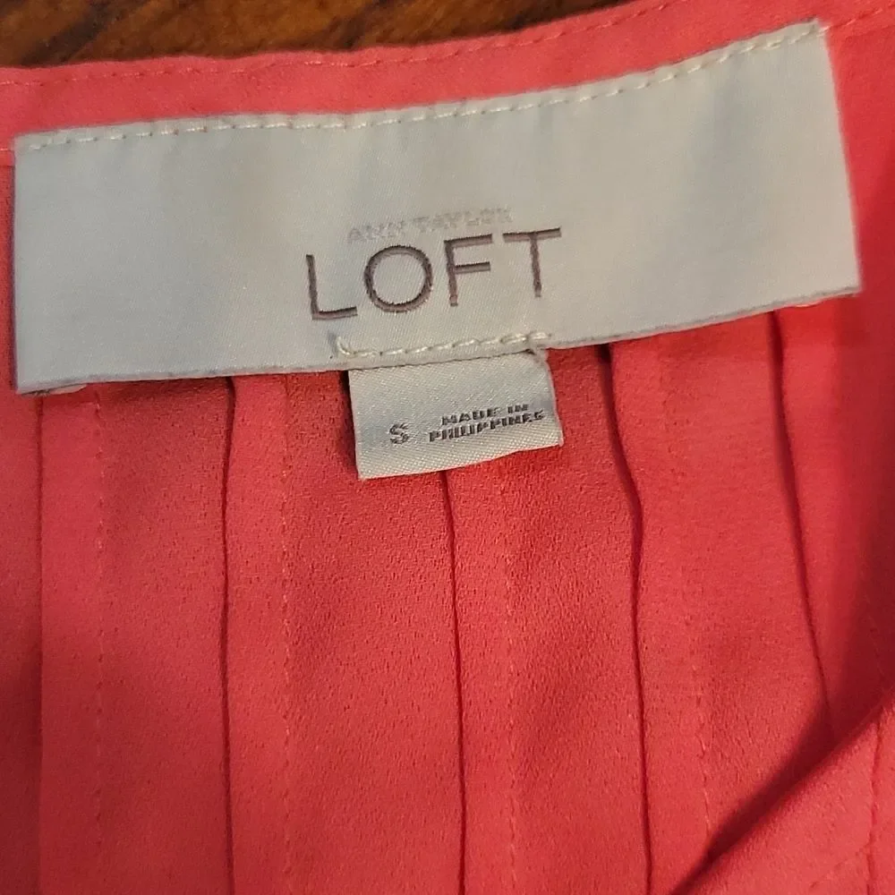 Loft sleeveless shell - Picture 5 of 7